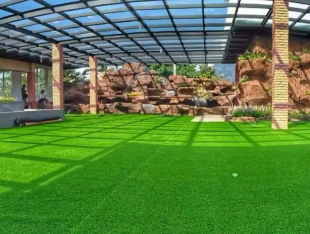 Rumput Sintetis Super Green Untuk Penghijauan Area Rumah Cafe Taman