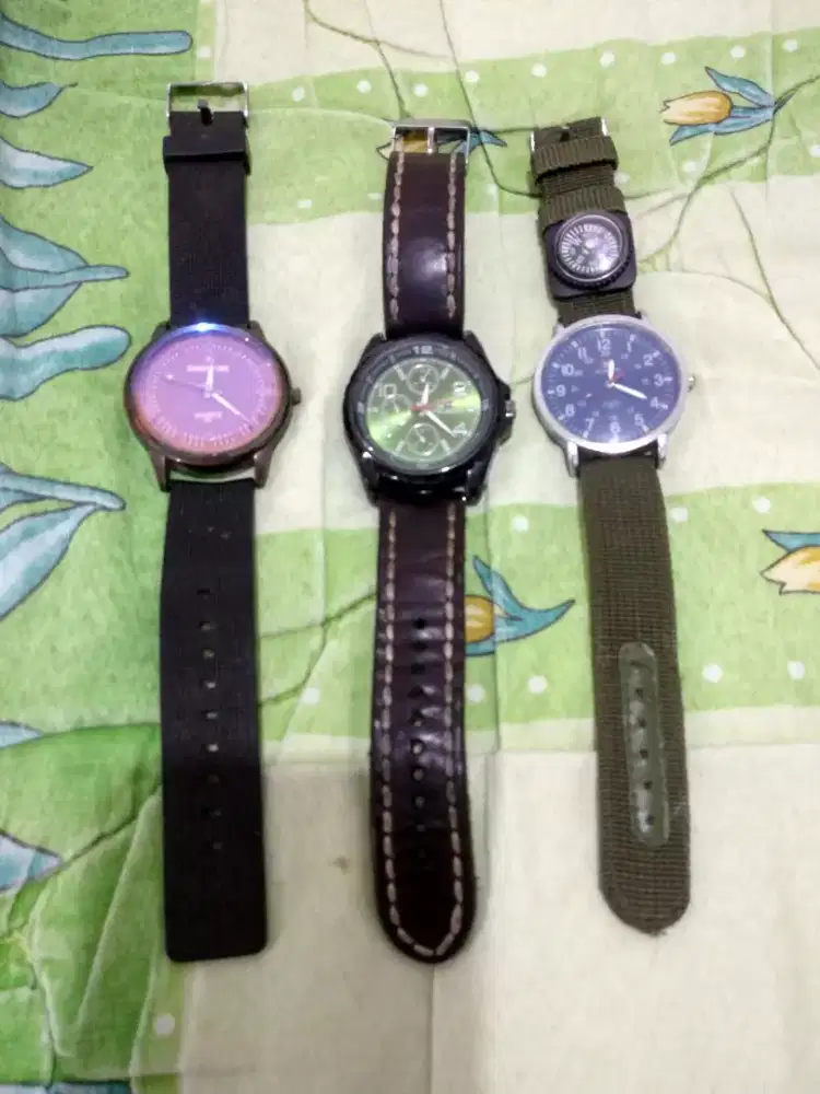 Jam tangan pria fungsi normal serba 30k ambil semua 75k