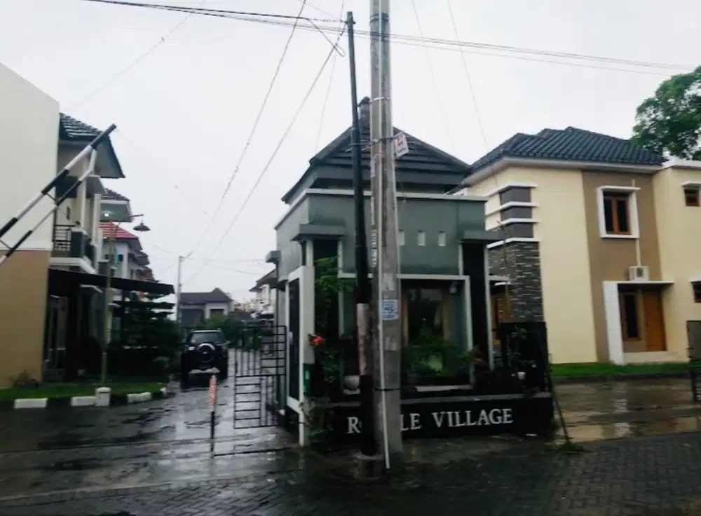 DIJUAL RUMAH DALAM PERUM STRATEGIS RING 1 JL. GODEAN KM 5