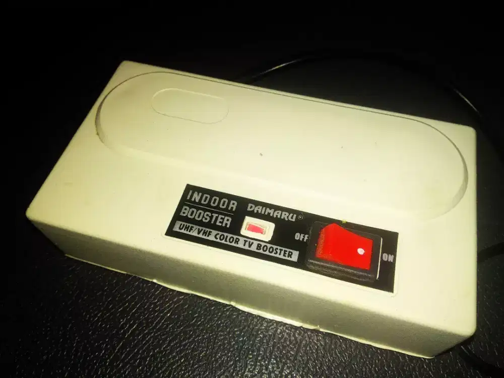 Indoor TV Booster UHF/VHF Daimaru