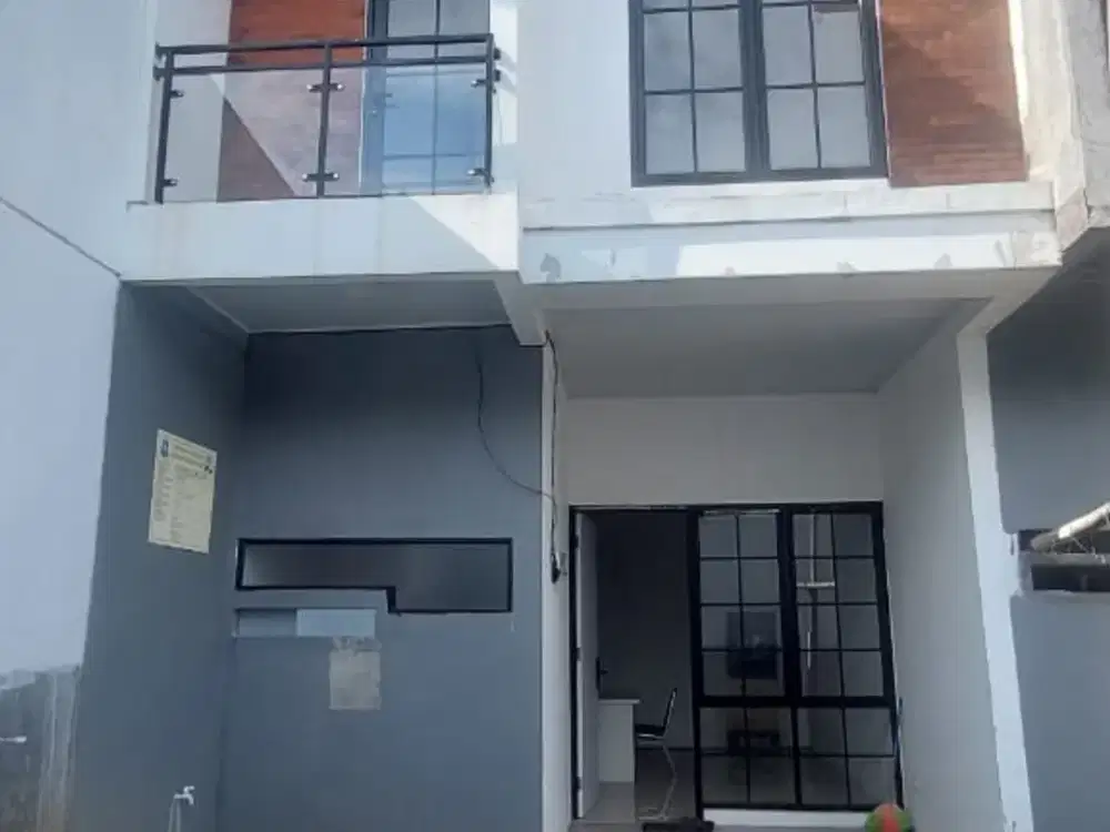 Rumah DP0% Siap huni dekat Ciledug / Graha Raya, dinding bata merah