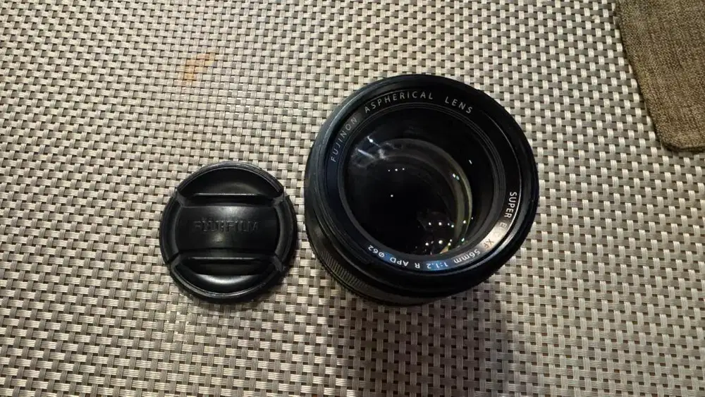 Fujifilm fujinon 56mm f1.2 APD