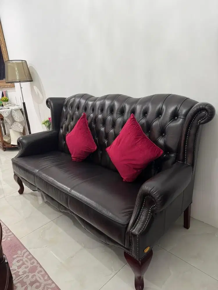 Dijual kursi kulit Magna 3 & 1 seat