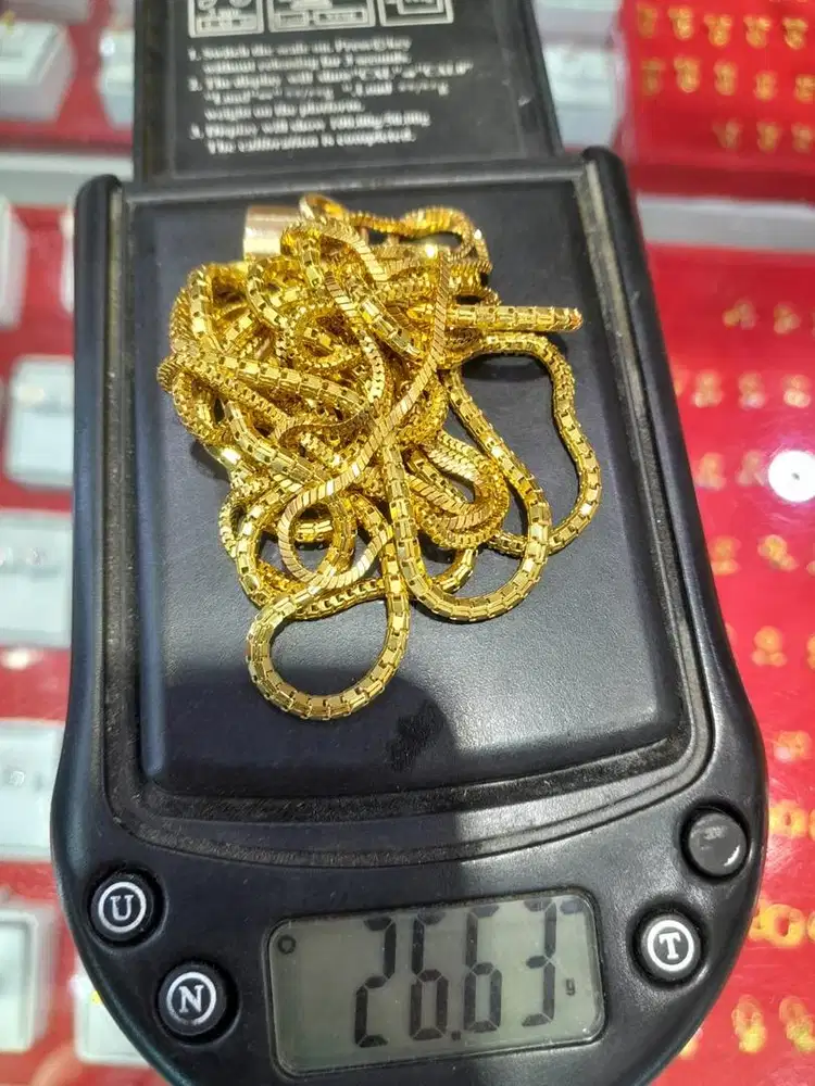 Menerima emas,perhiasan dan logam mulia