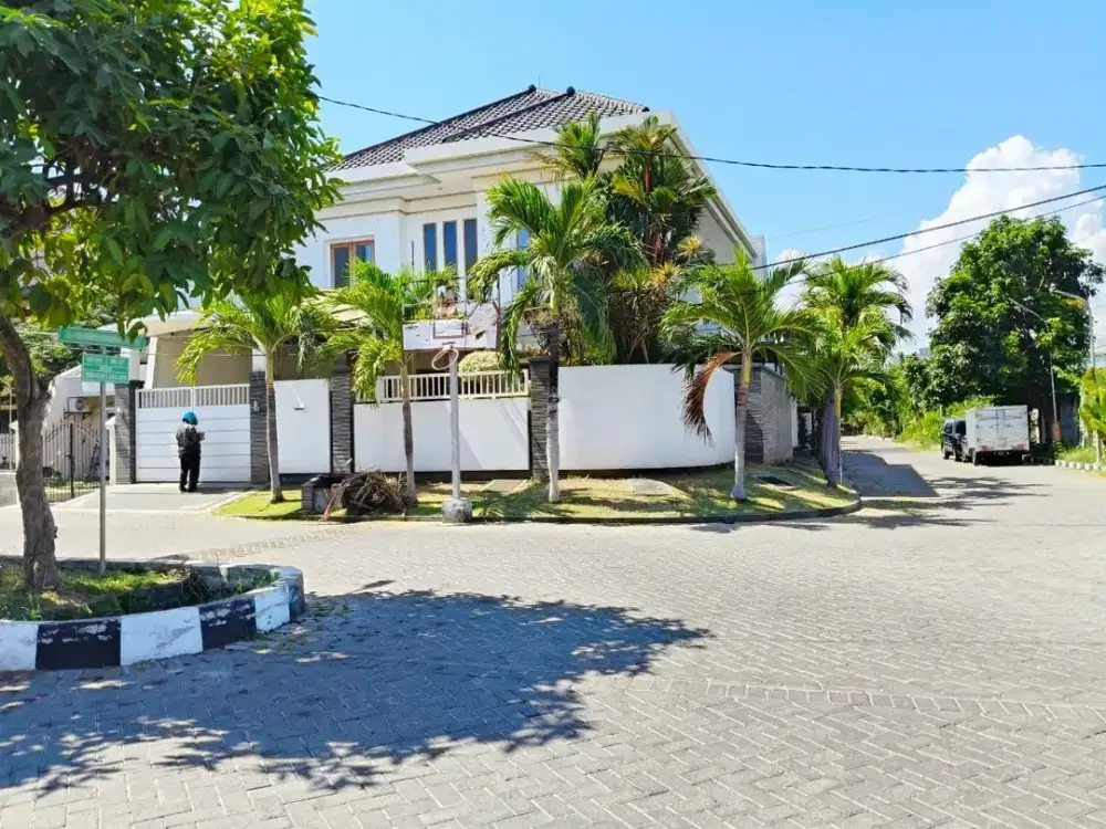 Rumah Klampis Semolo Barat, Surabaya