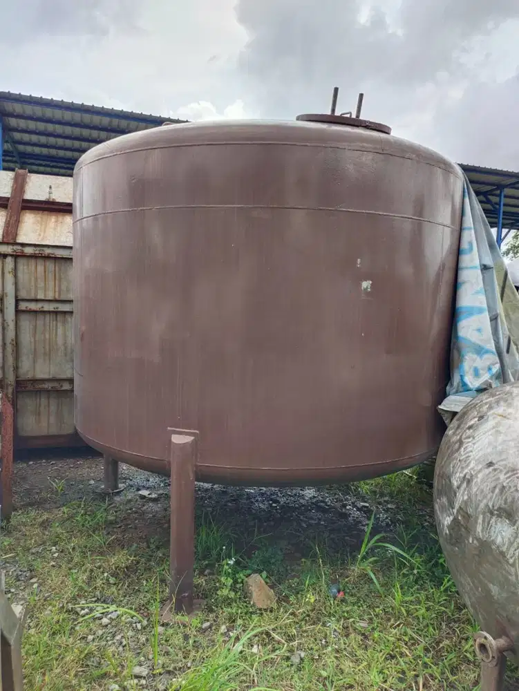Tangki Stainless 7000 L