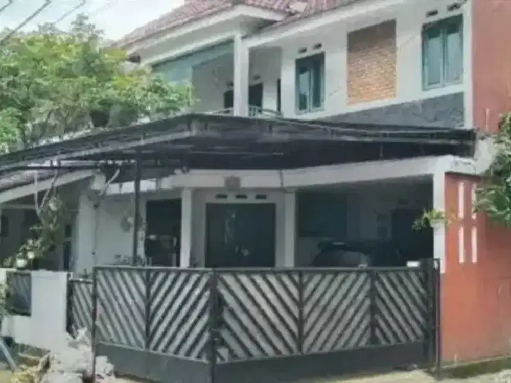 Rumah 2 Lantai di Komplek Jatibening Dr Ratna - Caman