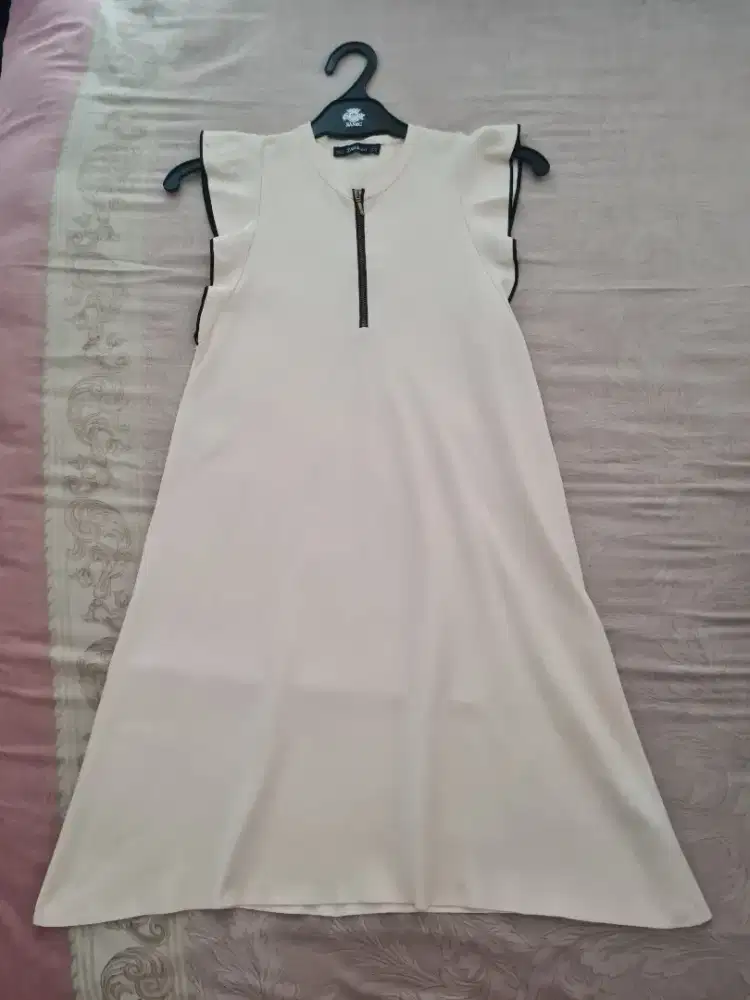 Di Jual Dress Zara Baru