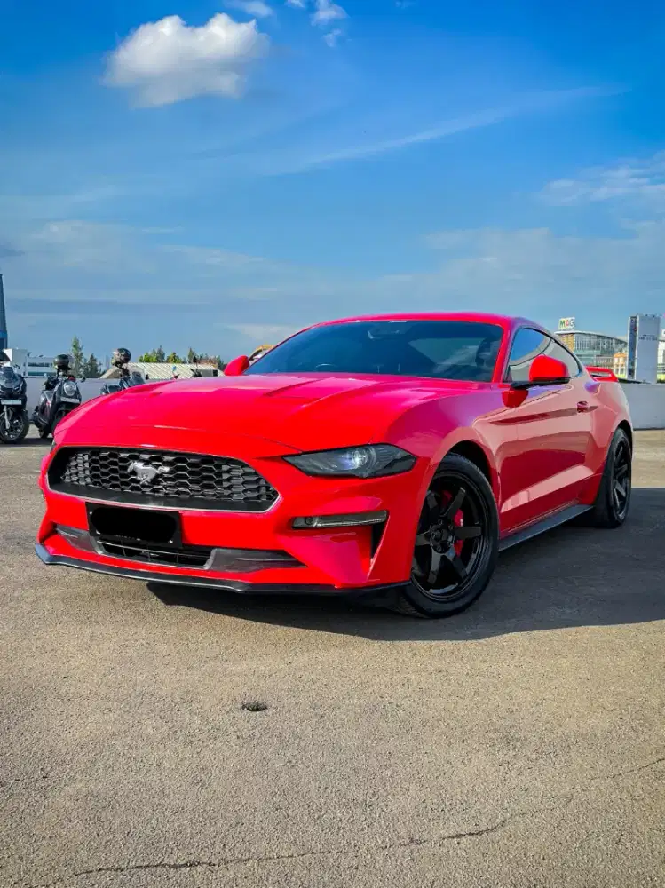 Ford Mustang 2018 Ecoboost / Very Low KM / Like NEW