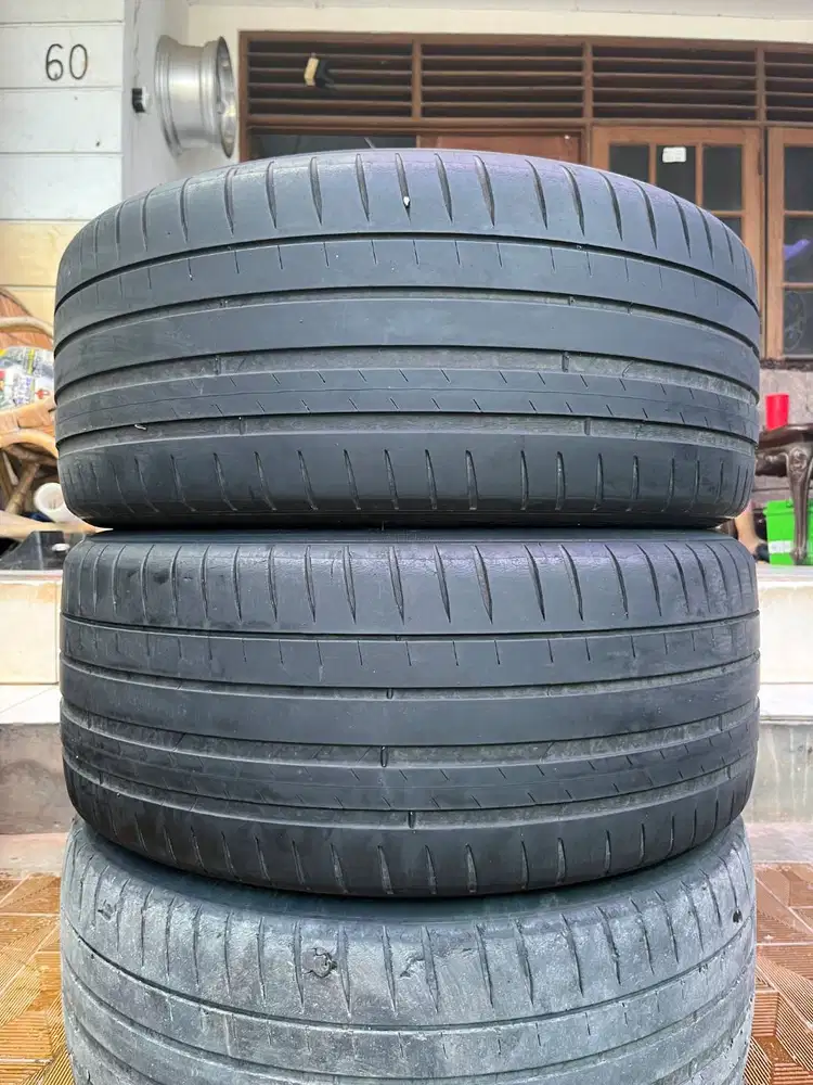 Ban Michelin Pilot Sport 4 225 50 r17 2Pcs
