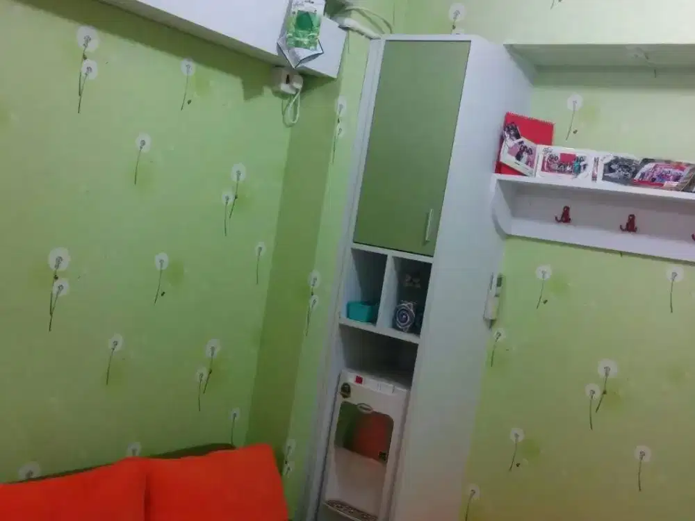 Disewakan the green pramuka city 2 kamar full furnish per tahun