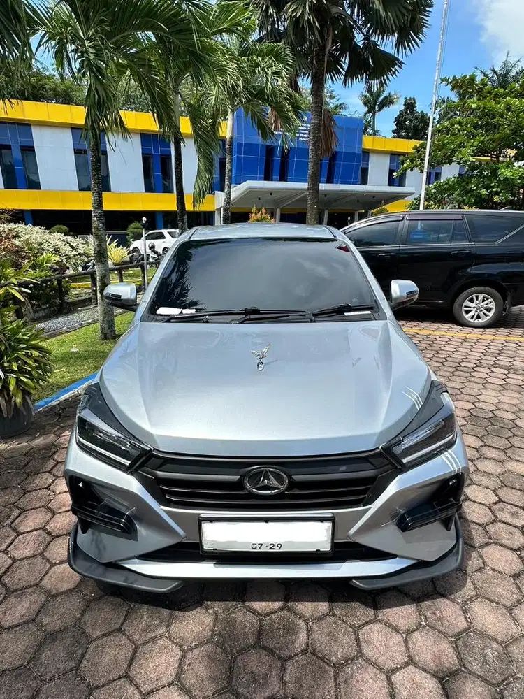 Ayla Type R 1.2 M 2024 – Silver elegan, km rendah cuma 24rb-an!