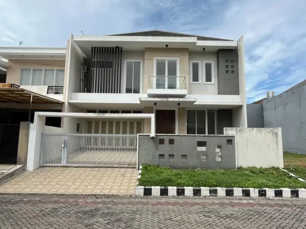 Rumah Siap Huni Harga Dibawah Pasaran, Villa Royal Pakuwon City, Surabaya Timur