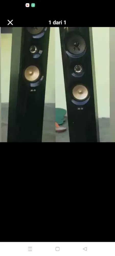 Speaker merek okaya warna hitam