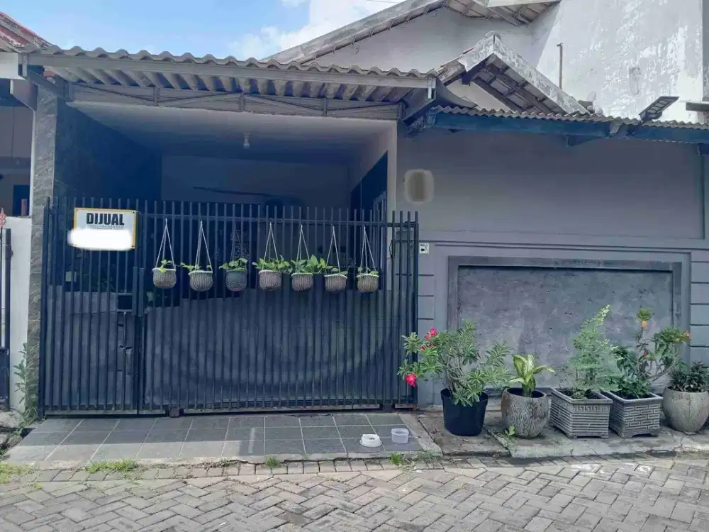 Dijual Rumah Terawat di TPI Wiyung Surabaya