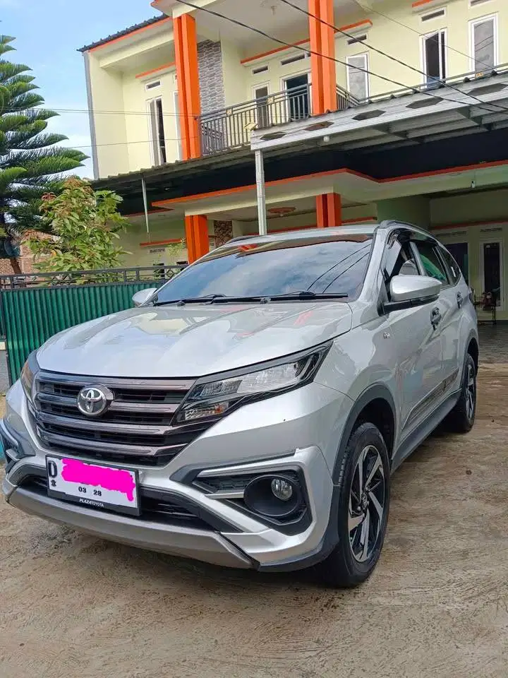KM RENDAH JUAL MURAH TOYOTA RUSH 2023 GR SPORT