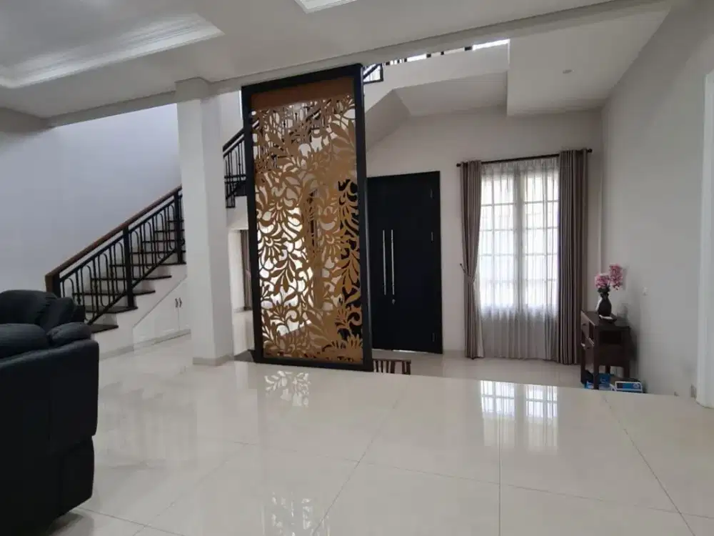 Dijual Unit Langka Dekat Danau Cluster Scarlet The Springs