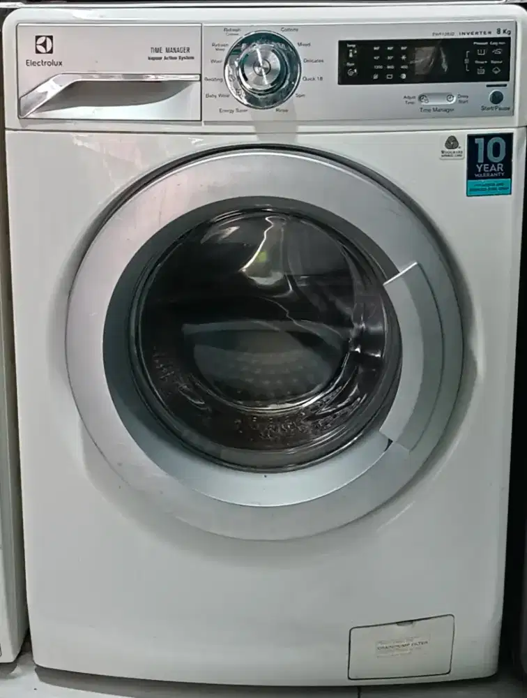 Mesin Cuci Electrolux Front Loading 8 Kg EWF 12832