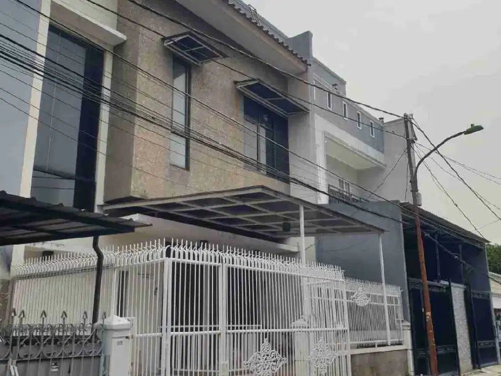 Rumah 2lt di Jl Alamanda II Sunter Jakarta Utara