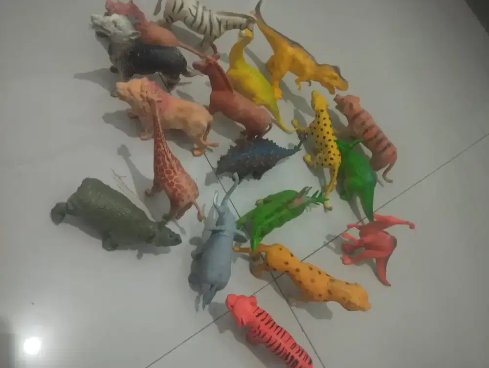 Miniatur binatang 18 Pisces