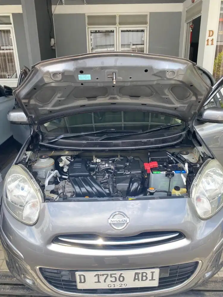 Nissan March 2013 Bensin