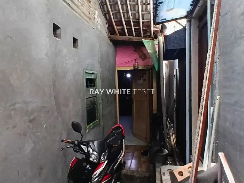 Dijual Rumah SHM Hitung Tanah di Pengadegan, Pancoran - Jakarta Selatan