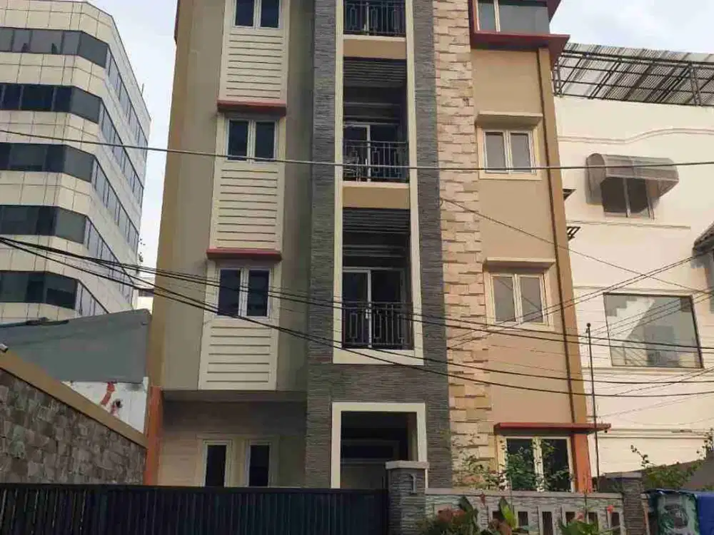 Bangunan Komersil di Jl Kebon Sirih Barat Dalam 1 Menteng Jakarta Pusat