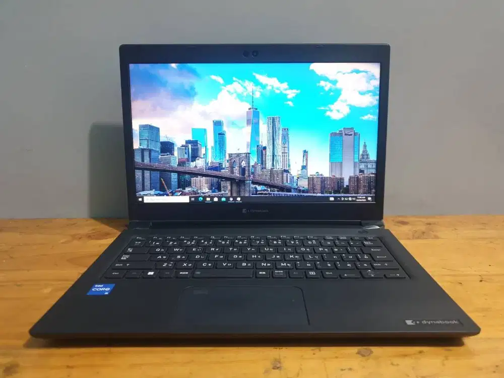 Toshiba Dynabook S73/HS i5-1135G7 RAM 8GB SSD 256GB Iris Xe FHD