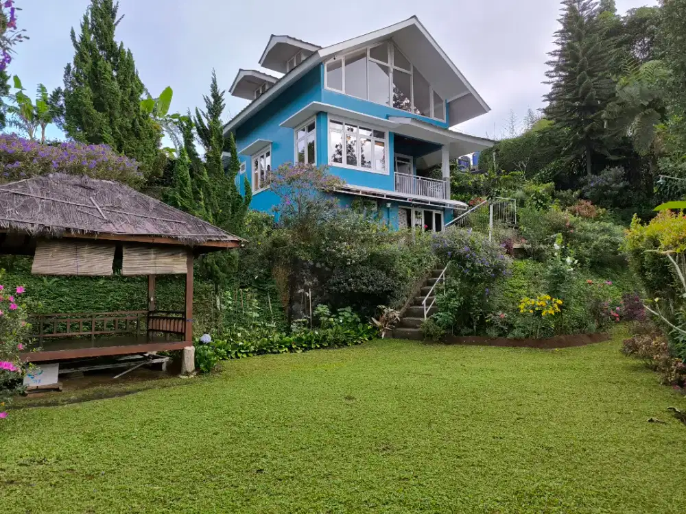 Dijual Vila/ Penginapan Gartenhaus Situgunung Kab. Sukabumi.