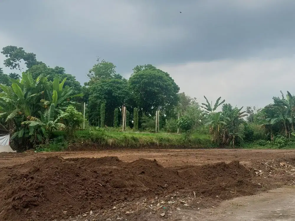 Gentan Kaliurang, Tanah Sleman, dekat Superindo Jalan Kaliurang
