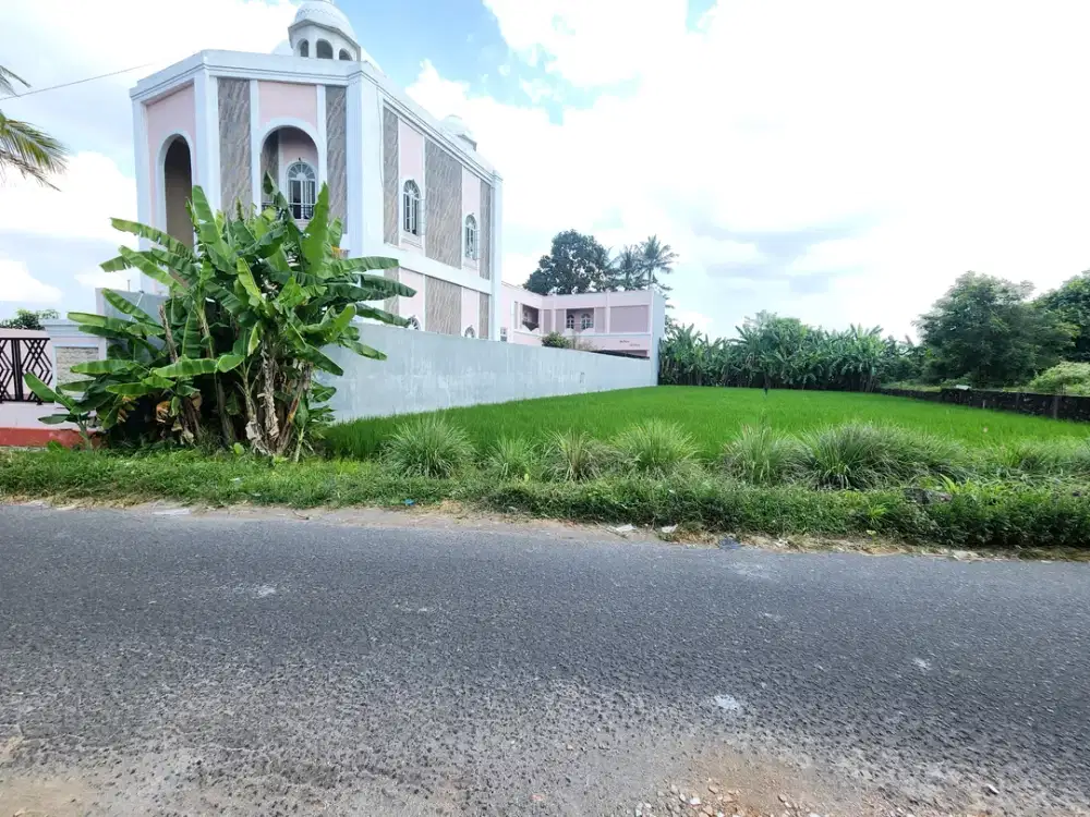 Maguwoharjo, Tanah Sleman Jogja, dekat Stasiun Maguwo