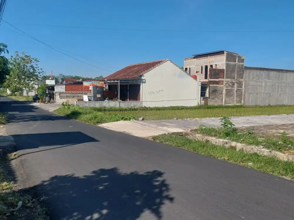 Banyuraden, Tanah Sleman, dekat Taman Pelangi Monjali