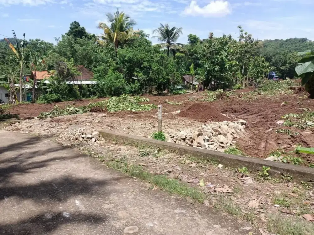 Wukirsari Imogiri, Tanah Bantul, dekat Pinus Pengger