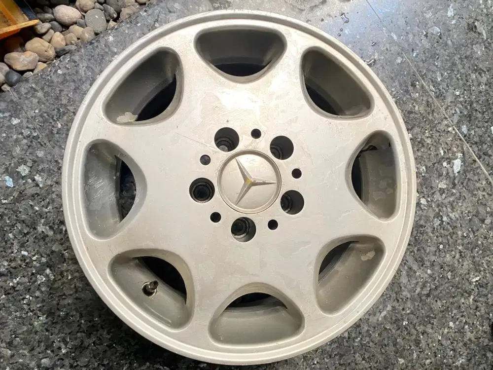 Velg eight 8 hole original germany et 25 (kecil) R15