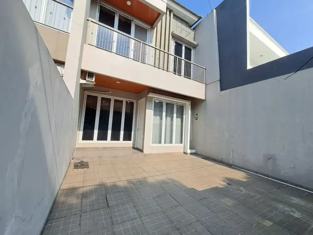 Jual Dan Disewakan Rumah Bagus 2Lt SHM LB174 di Villa Melati Mas Serpong TangSel, KD25102101