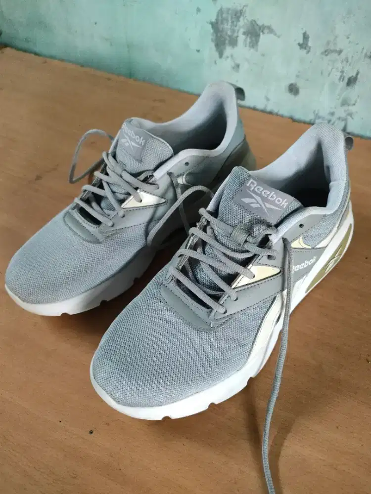 Sepatu Reebok original 100%