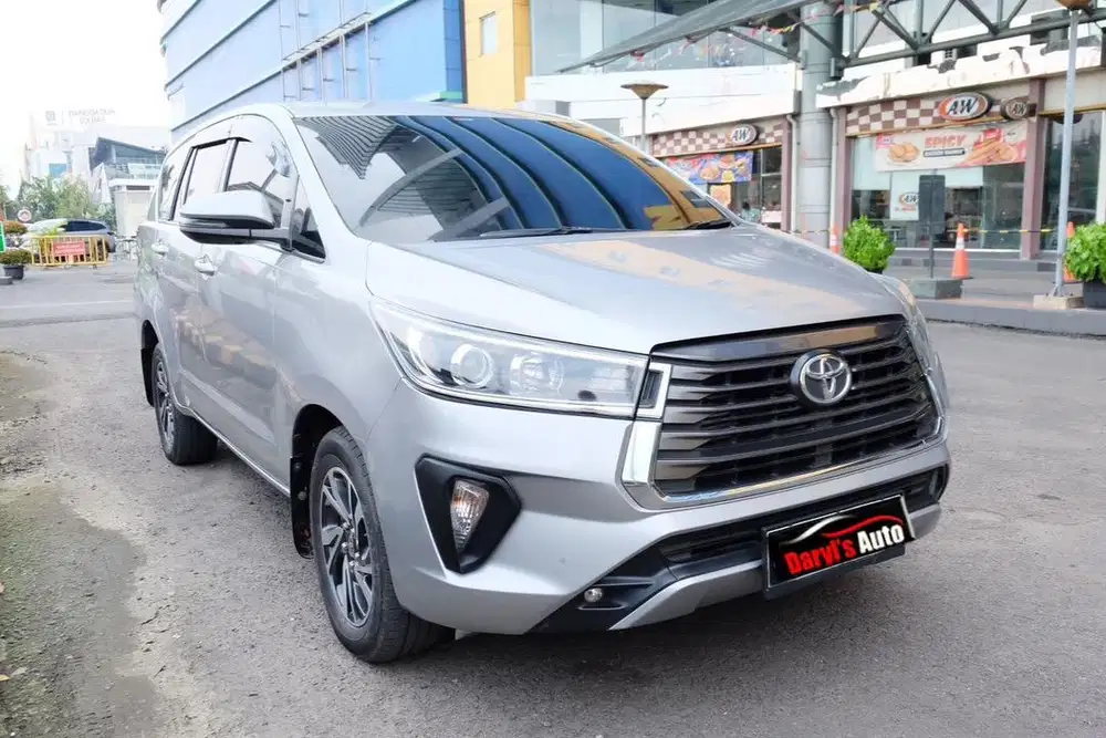 2022 TOYOTA INNOVA V 2.4 DIESEL AT