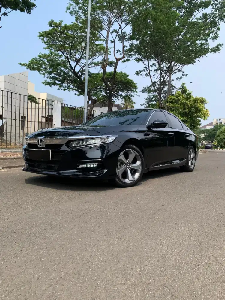 Honda accord 2023 like new