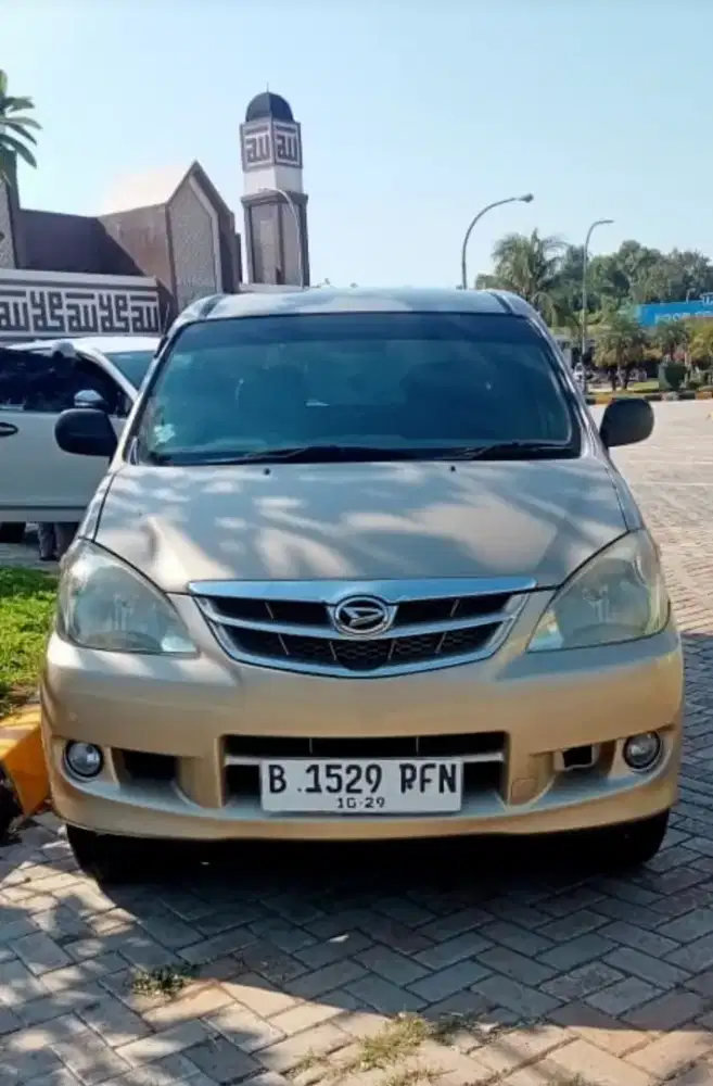Daihatsu Xenia Xi manual 2009 istimewa