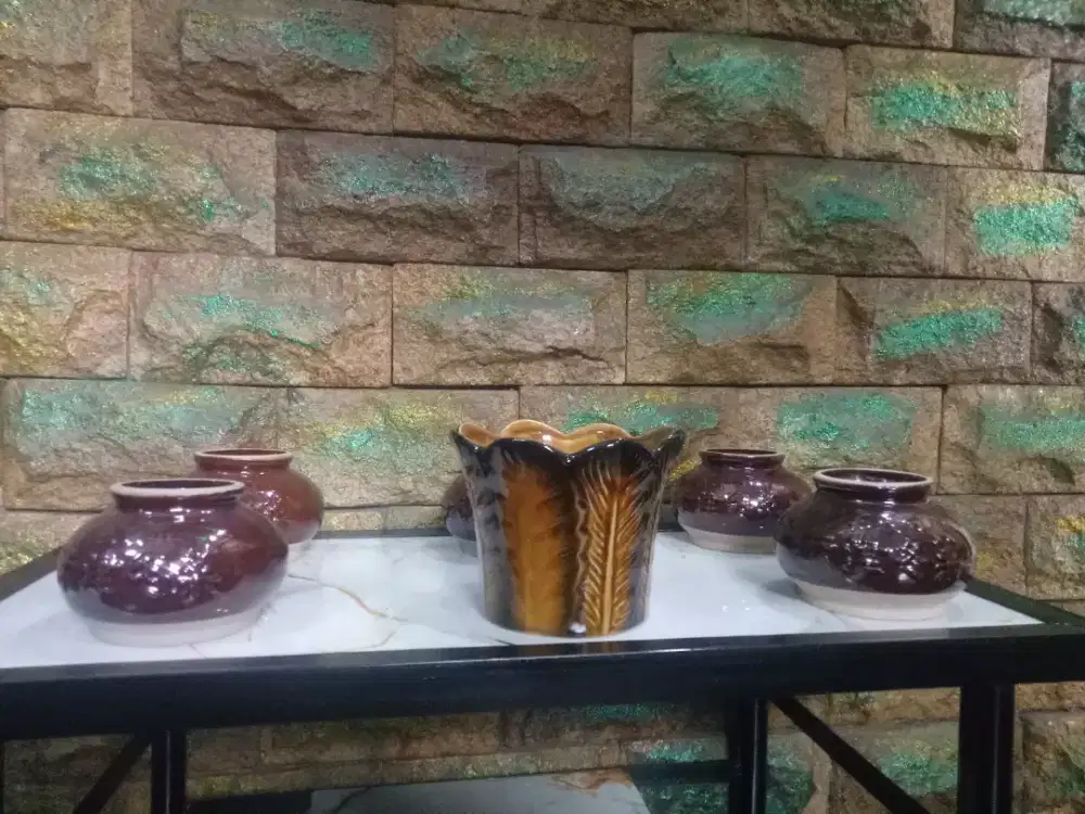 GUCI MINIMALIS/VAS BUNGA KERAMIK