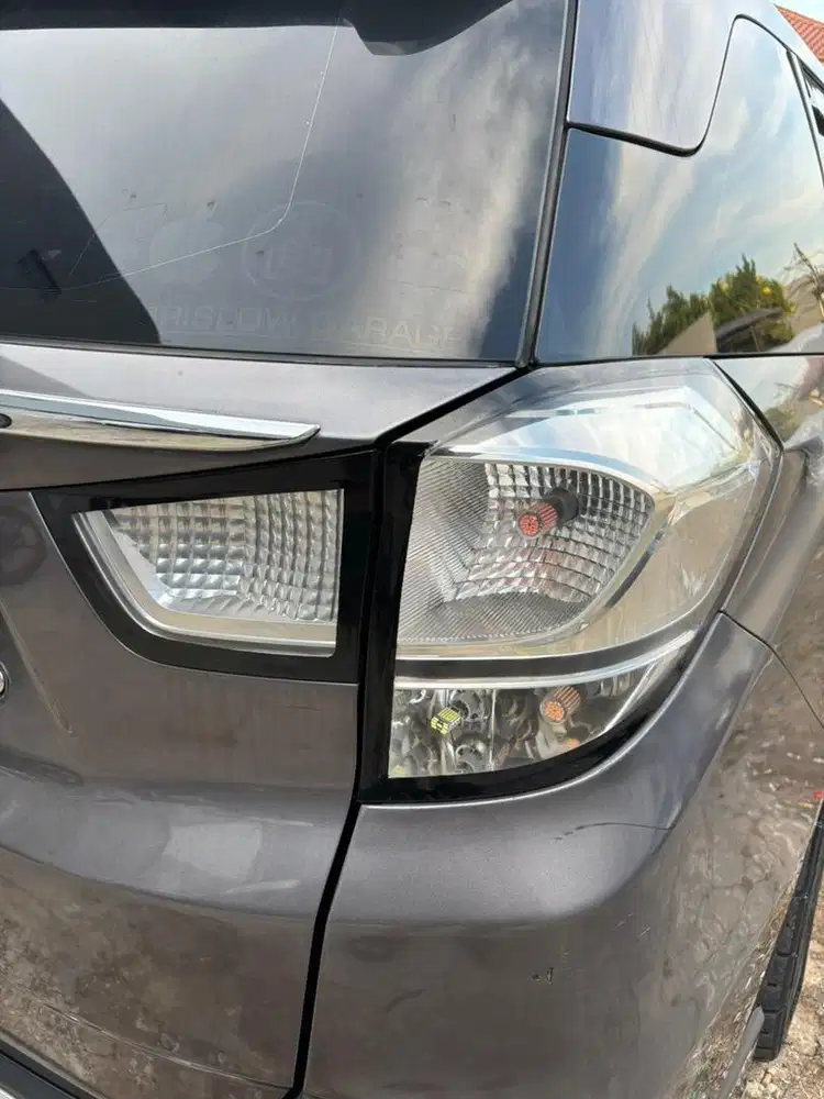 Stoplamp Lampu Belakang mobilio bening/clear