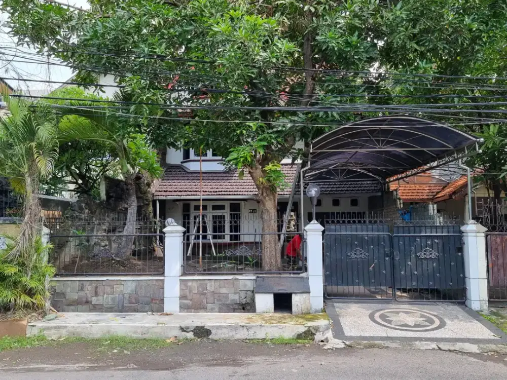 DIJUAL RUMAH 2 LT DI NGINDEN INTAN BARAT LOKASI STRATEGIS
