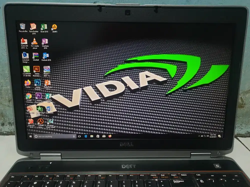 Dell Corei7 Ssd Ram8gb Vga Nvidia Quadro Full Program Desain Mulus