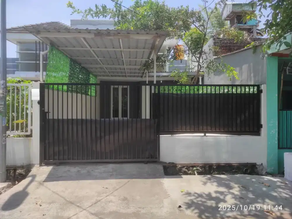 Dijual Rumah Siap Huni (FULL RENOVASI) Lokasi Tambak Medokan Ayu Rungkut Surabaya