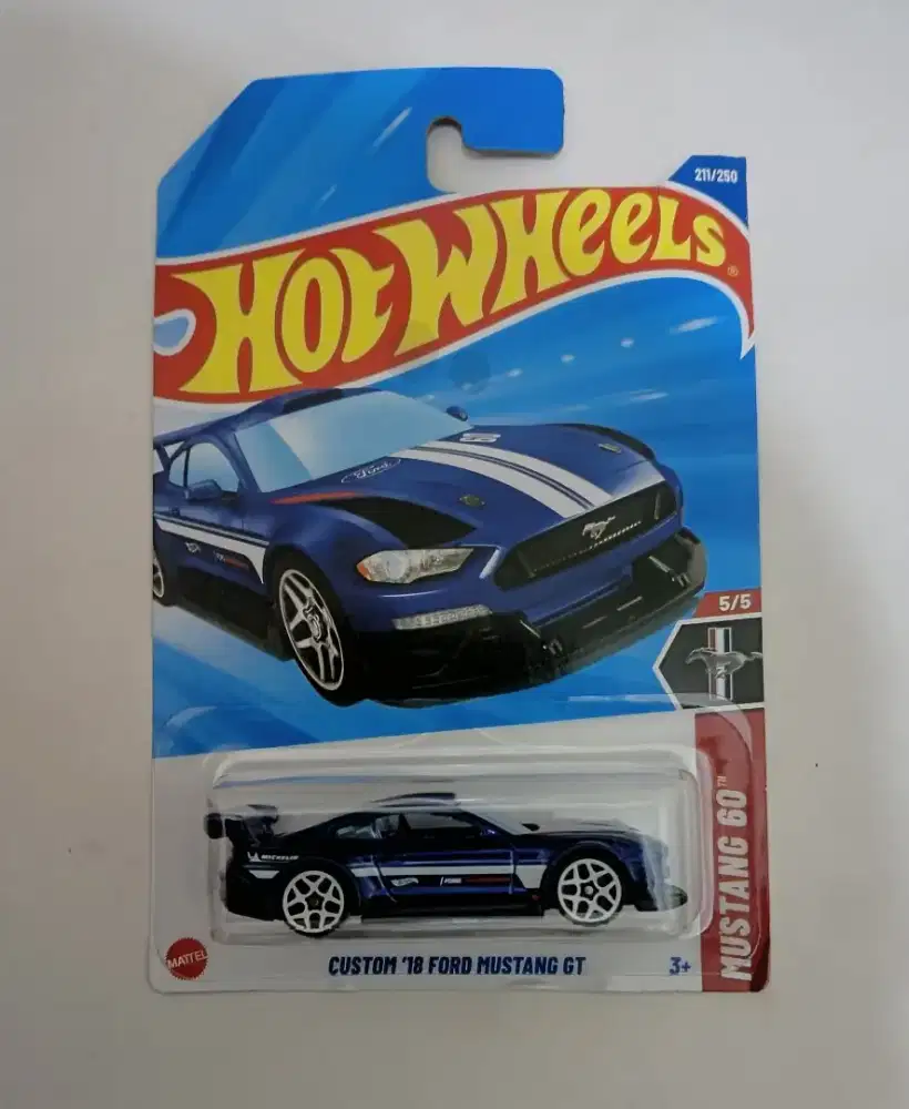 Diecast hotweels custome ford mustang