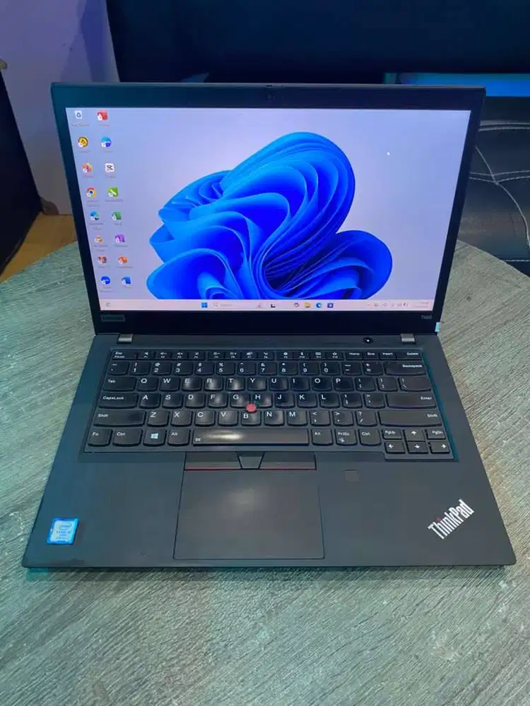 Laptop Murah Lenovo Thinkpad T490 Second I5 gen 8