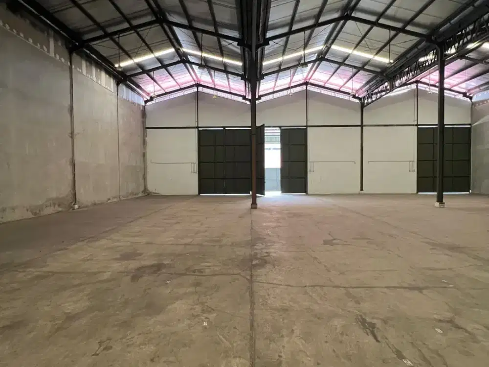 Gudang Royal Kosambi Tangerang luas 280 m , rapi