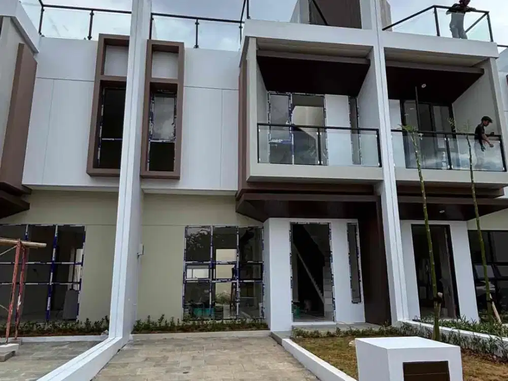 Rumah baru Puri Botanical di jakarta Barat langsung akses toll