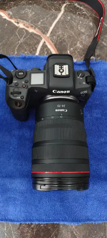 Canon EOS R5 dan Canon RF 24-70mm F2.8 L IS USM
