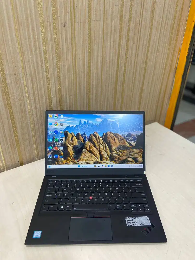 Laptop tipis Thinkpad X1 Carbon 6th Corei7 GEN8 16/512GB kuliah kerja